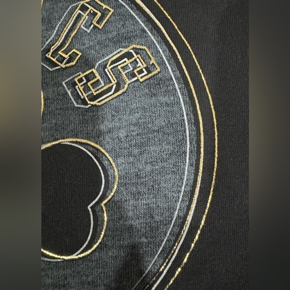 Boston Celtics T Shirt Mens Large Black Gold Clover Graphic NBA Basketball Tee - Picture 6 of 8
